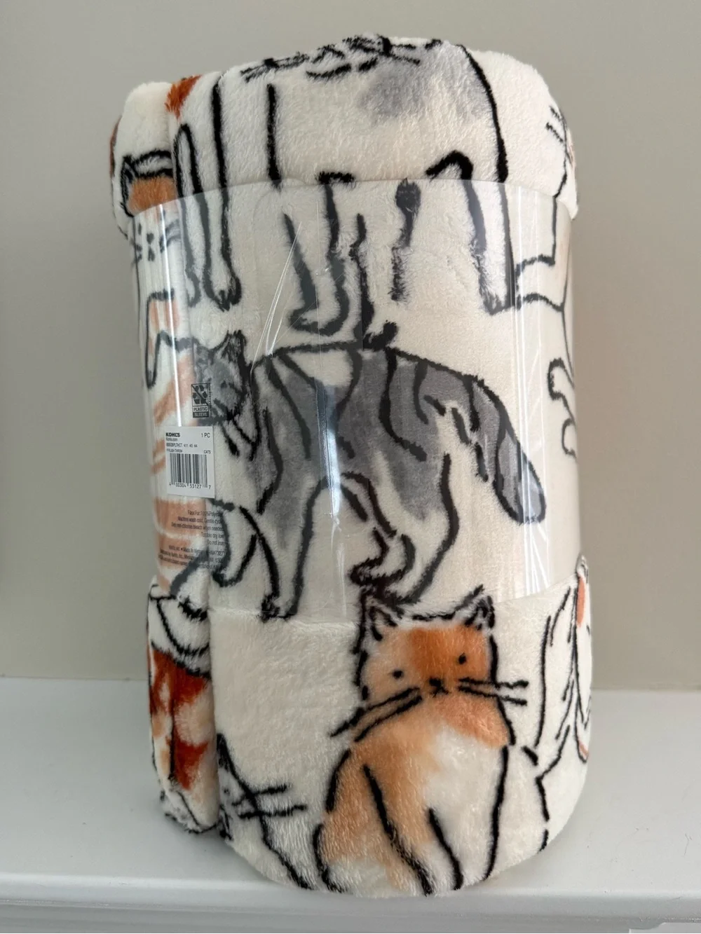 The Big One Blanket Cats Cat Outline Pretty Kitty NEW